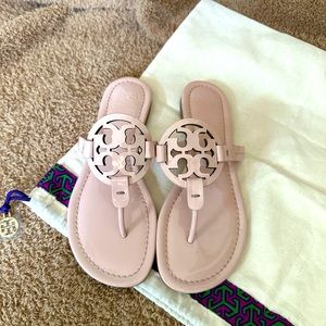 Brand new light pink Tory Burch millers